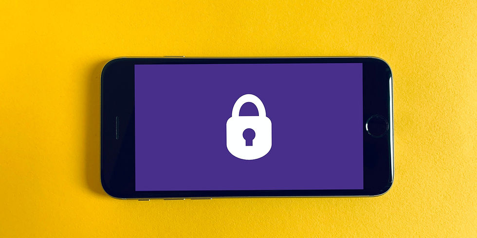 Symbolbild Sicherheit und Auszahlung - Handy mit Schloss